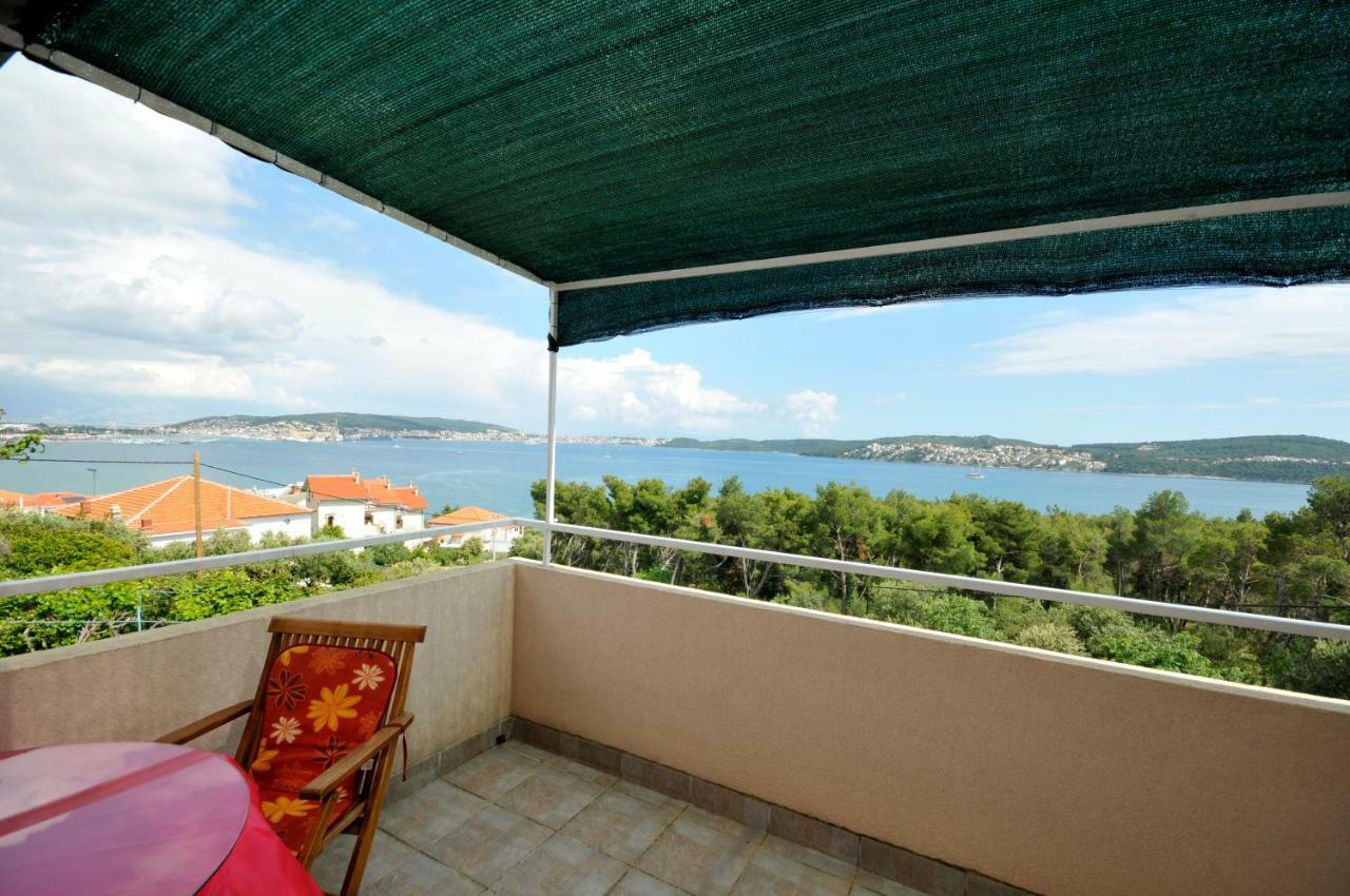 Apartment Sandra Trogir Exterior foto