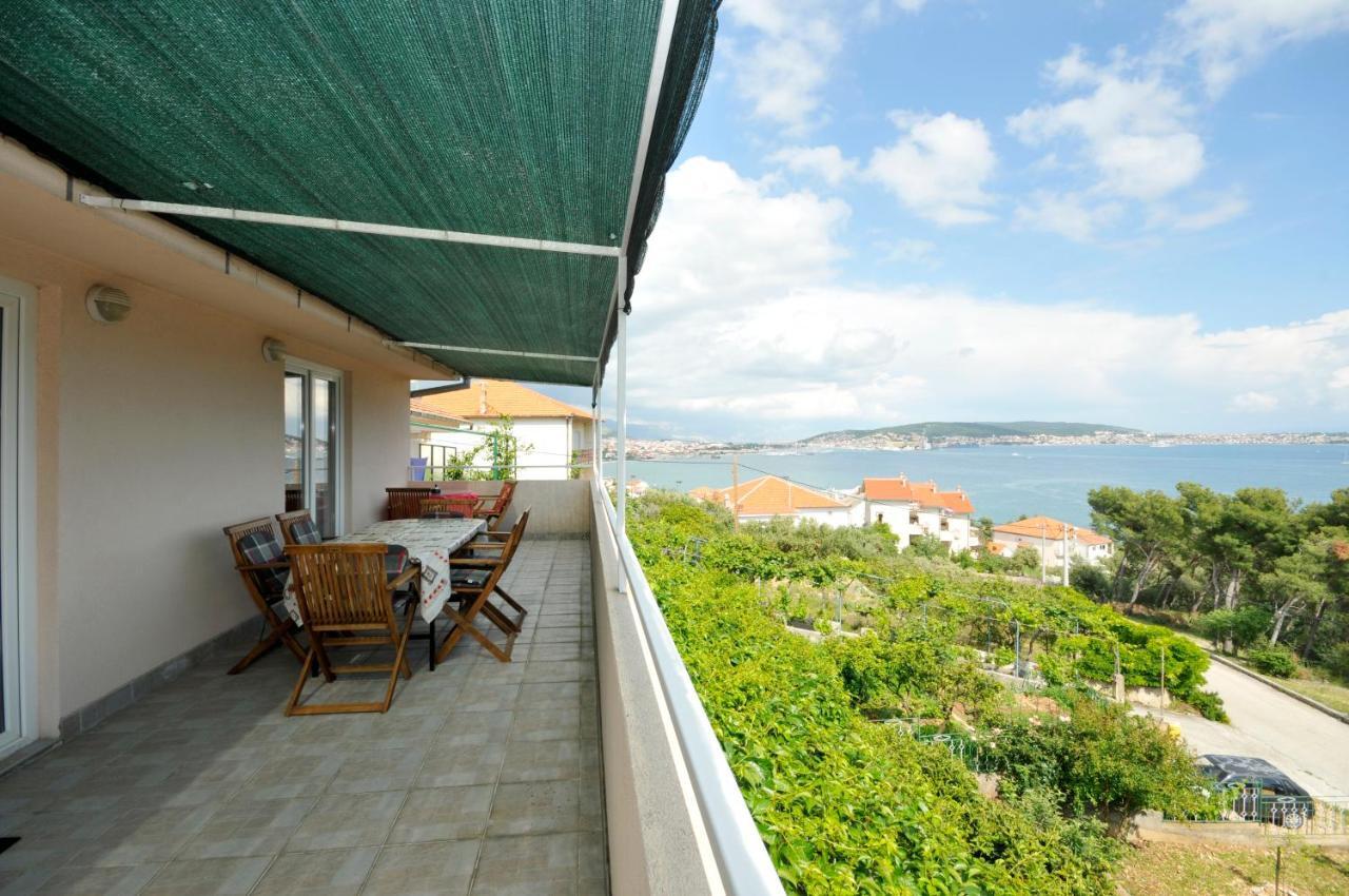 Apartment Sandra Trogir Exterior foto